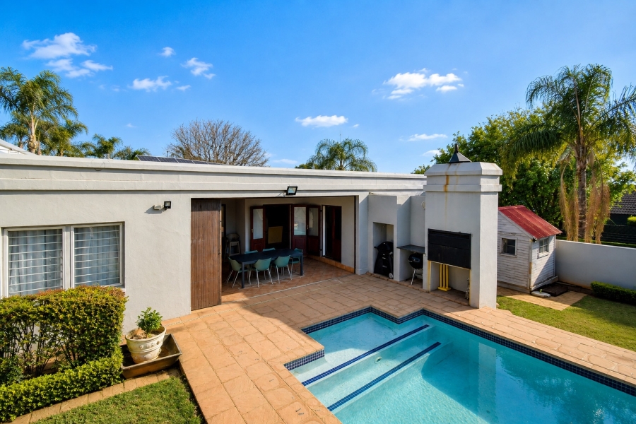 3 Bedroom Property for Sale in Faerie Glen Gauteng