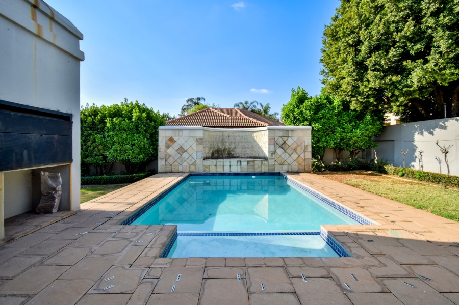 3 Bedroom Property for Sale in Faerie Glen Gauteng