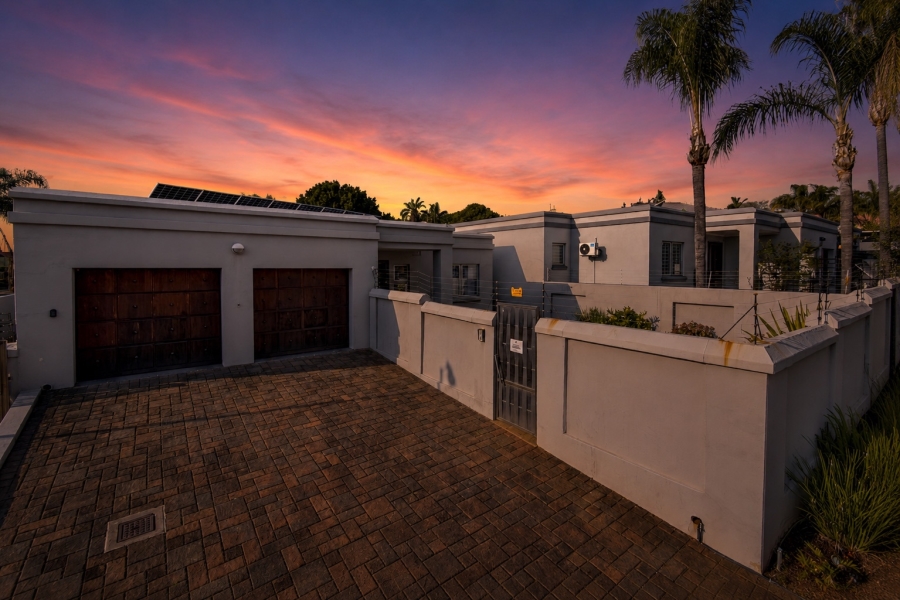 3 Bedroom Property for Sale in Faerie Glen Gauteng