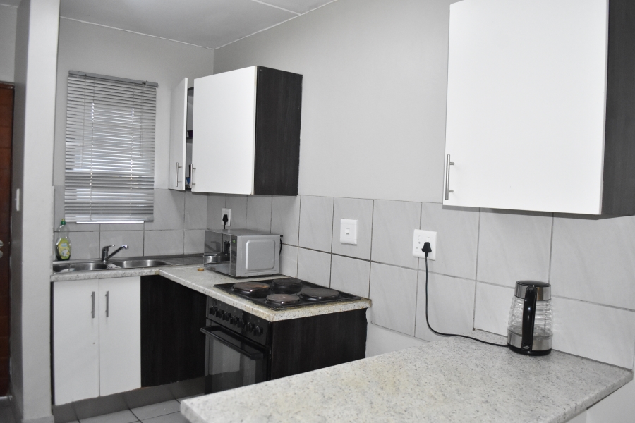 2 Bedroom Property for Sale in Amberfield Gauteng