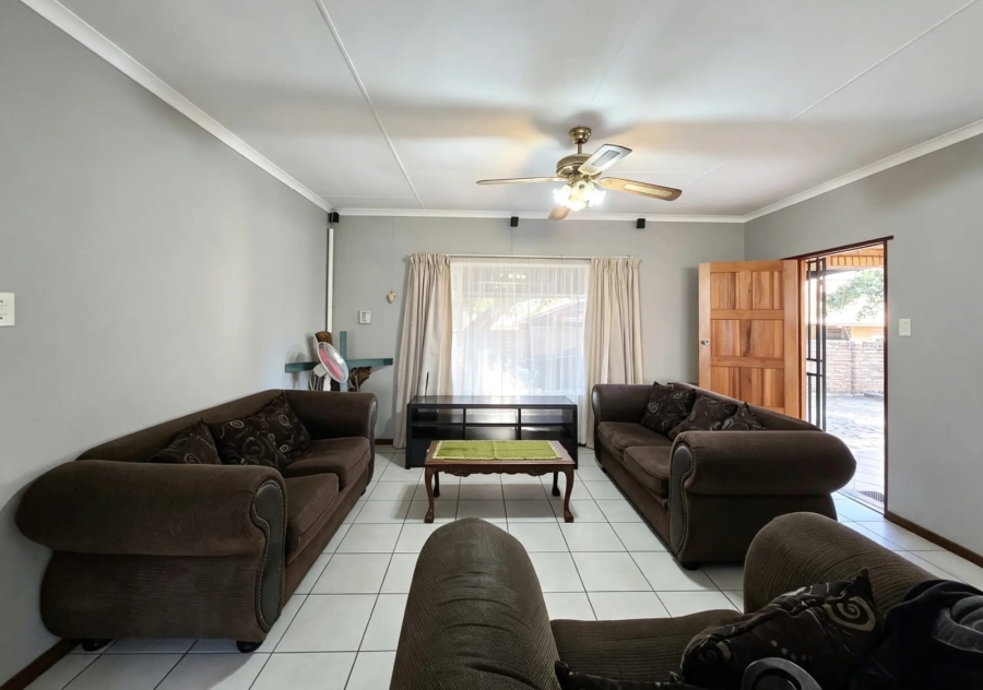 3 Bedroom Property for Sale in Ninapark Gauteng