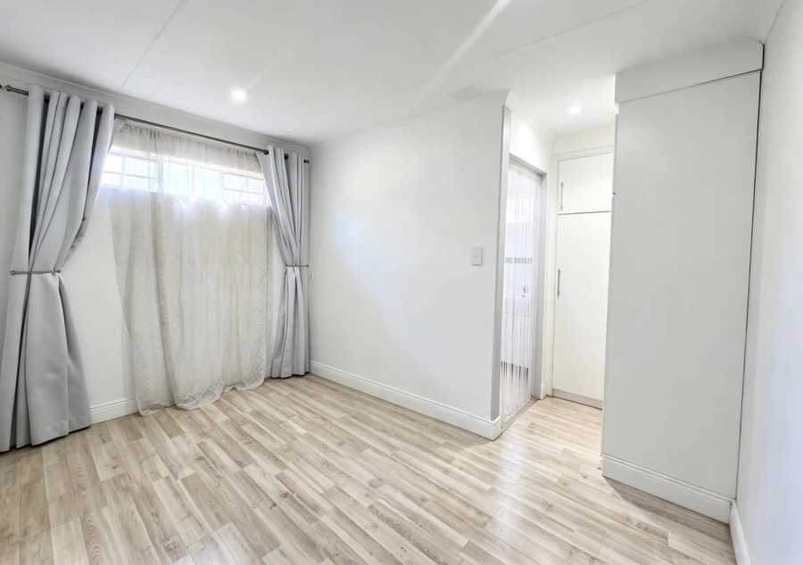 3 Bedroom Property for Sale in Ninapark Gauteng