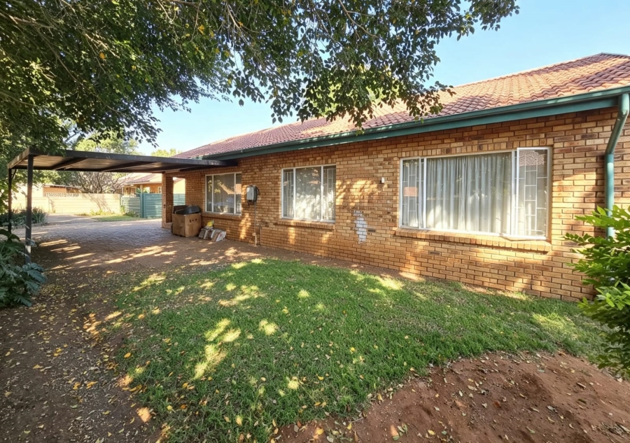 3 Bedroom Property for Sale in Ninapark Gauteng