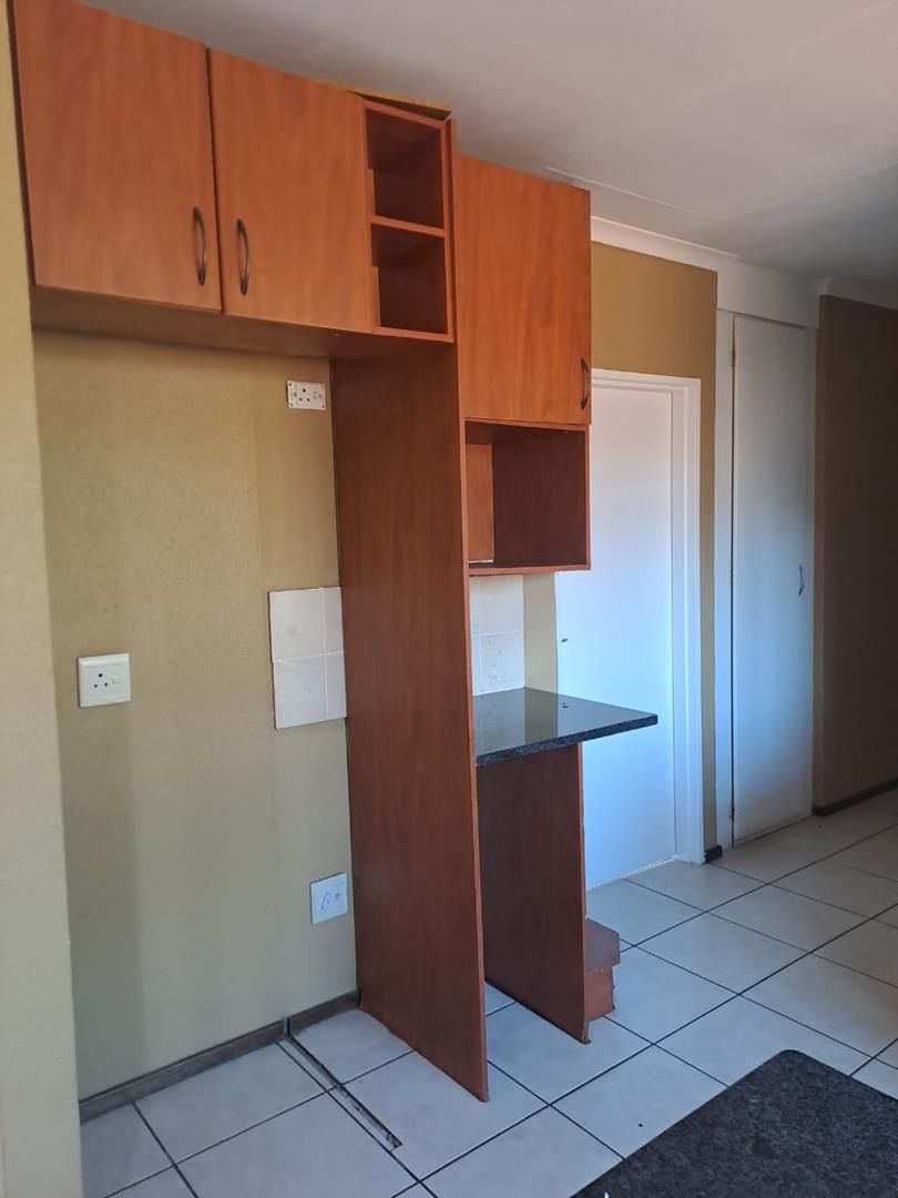 To Let 3 Bedroom Property for Rent in Edleen Gauteng