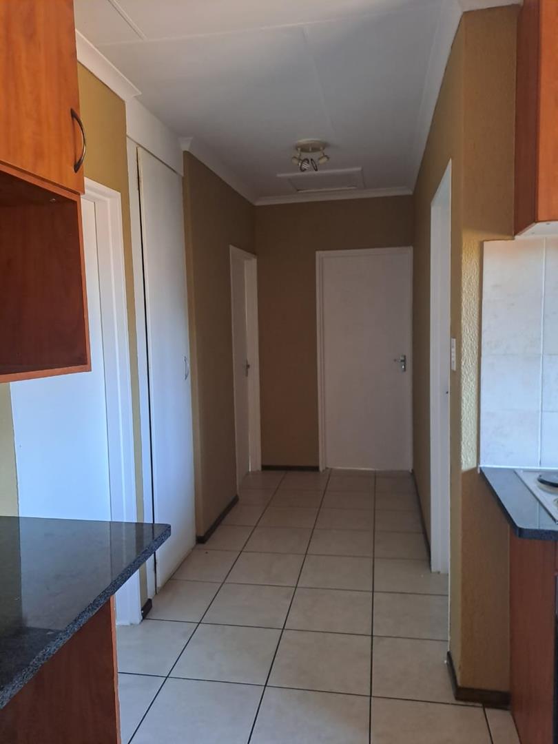 To Let 3 Bedroom Property for Rent in Edleen Gauteng