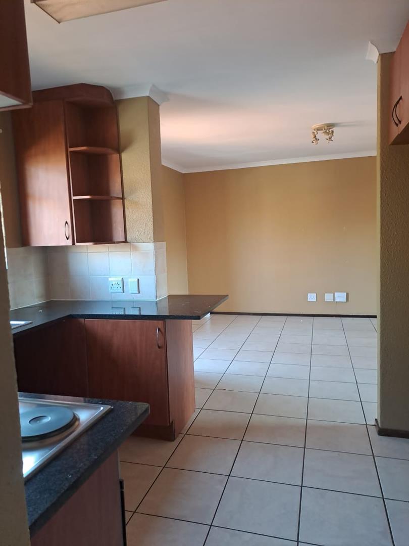 To Let 3 Bedroom Property for Rent in Edleen Gauteng