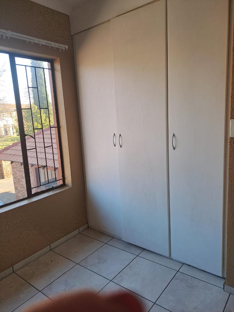To Let 3 Bedroom Property for Rent in Edleen Gauteng