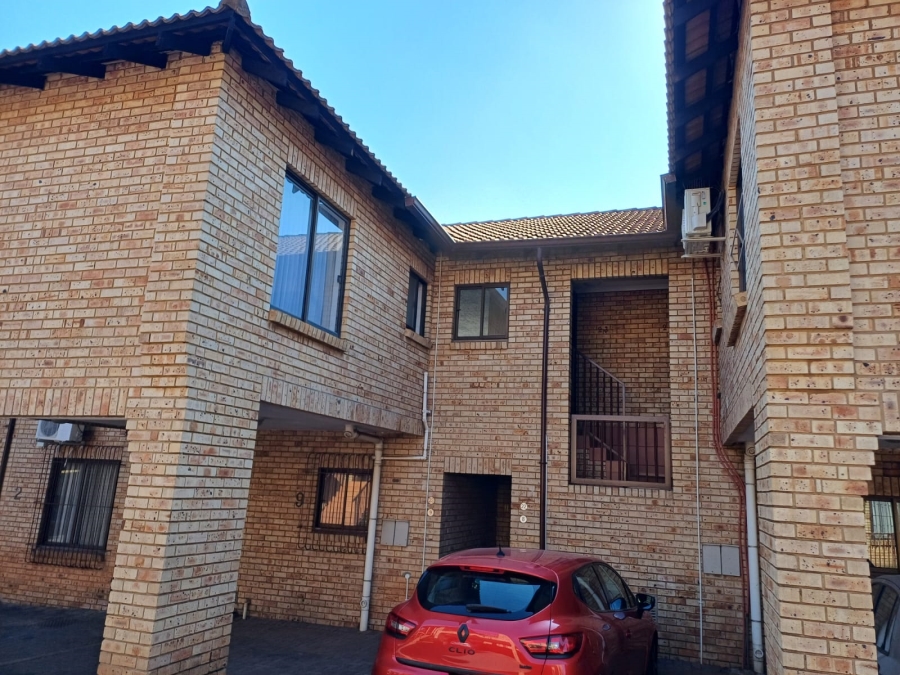 3 Bedroom Property for Sale in Eastleigh Gauteng