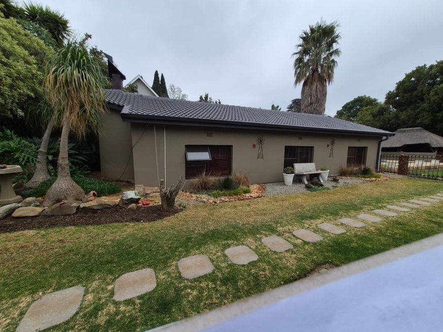 5 Bedroom Property for Sale in Terenure Gauteng