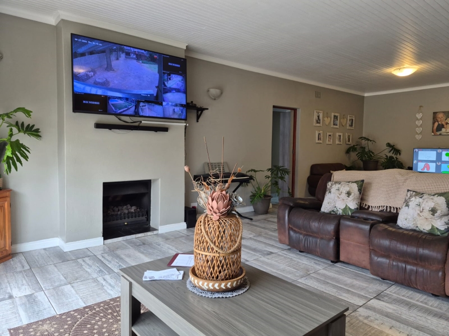 5 Bedroom Property for Sale in Terenure Gauteng