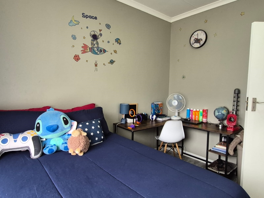 5 Bedroom Property for Sale in Terenure Gauteng