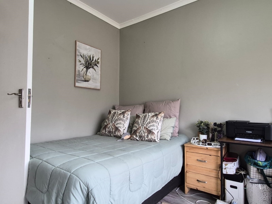 5 Bedroom Property for Sale in Terenure Gauteng
