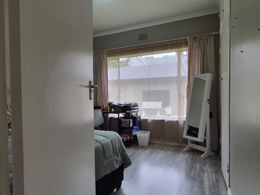 5 Bedroom Property for Sale in Terenure Gauteng