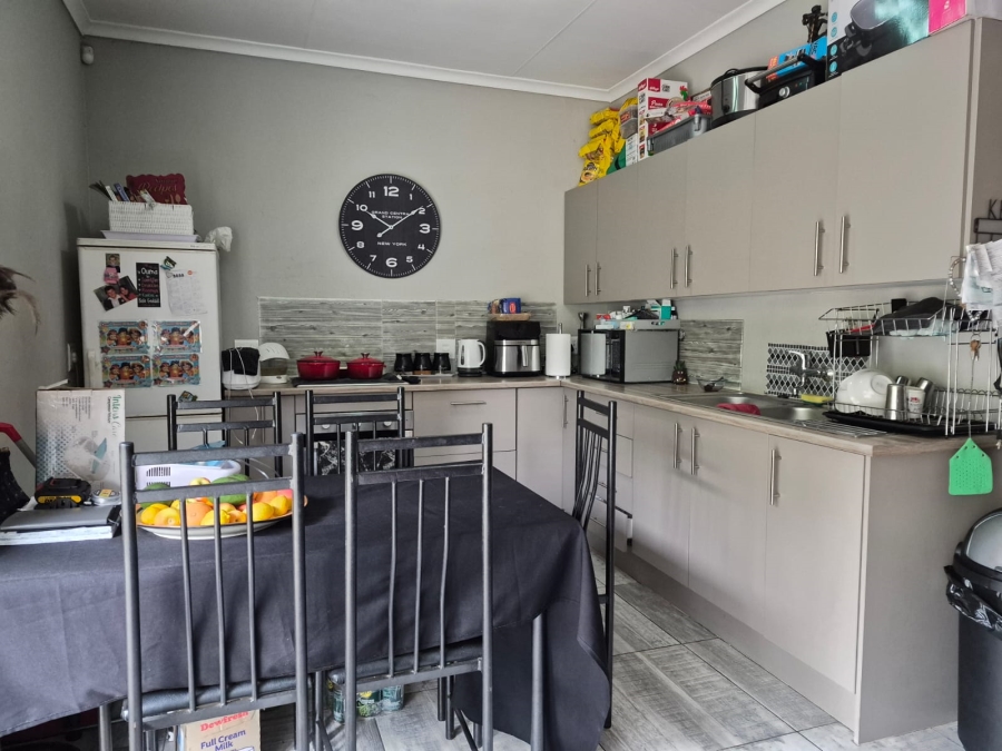 5 Bedroom Property for Sale in Terenure Gauteng