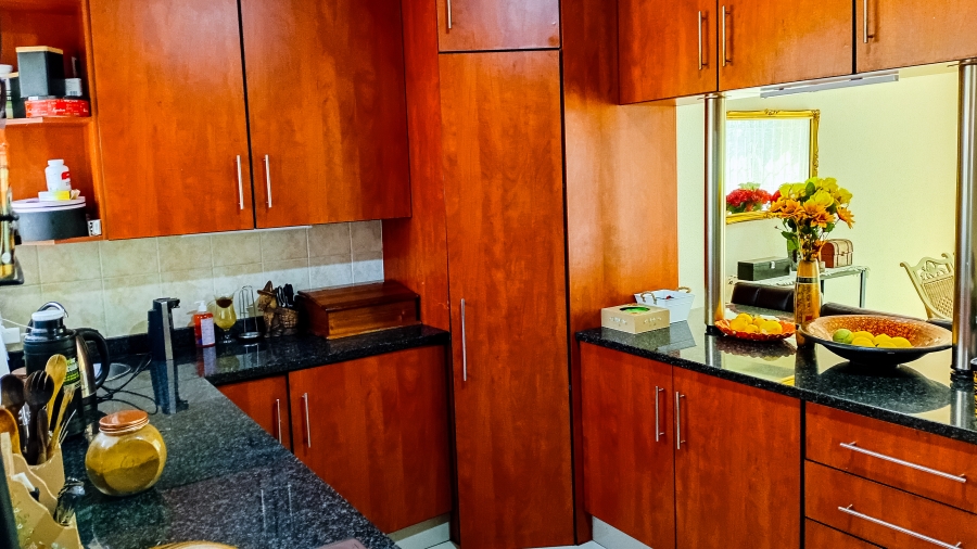 3 Bedroom Property for Sale in Ridgeway Gauteng