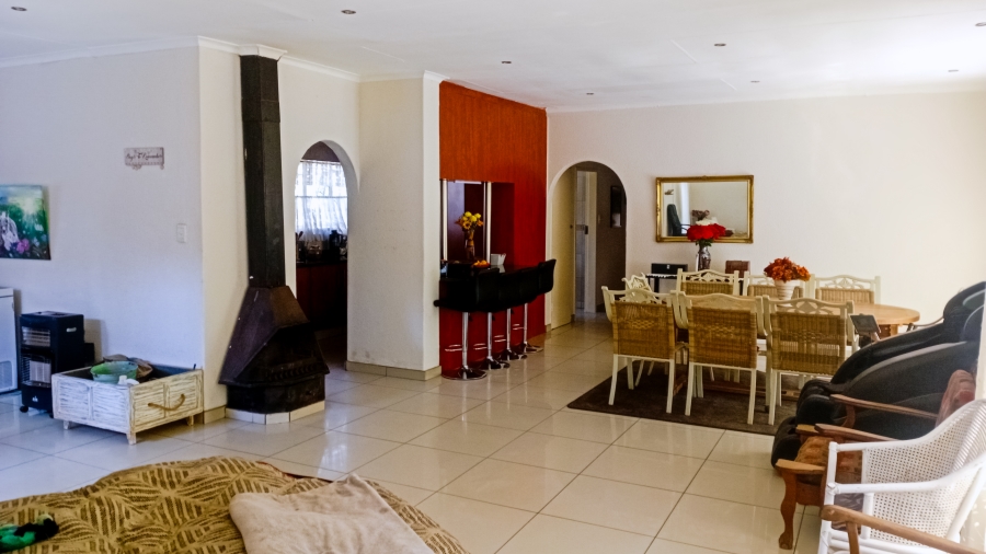 3 Bedroom Property for Sale in Ridgeway Gauteng