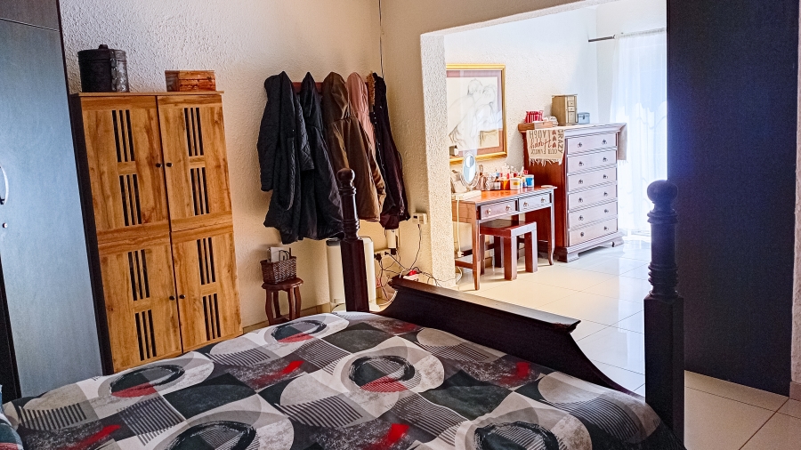 3 Bedroom Property for Sale in Ridgeway Gauteng