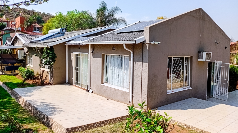 3 Bedroom Property for Sale in Ridgeway Gauteng