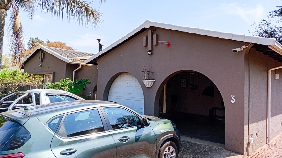 3 Bedroom Property for Sale in Ridgeway Gauteng