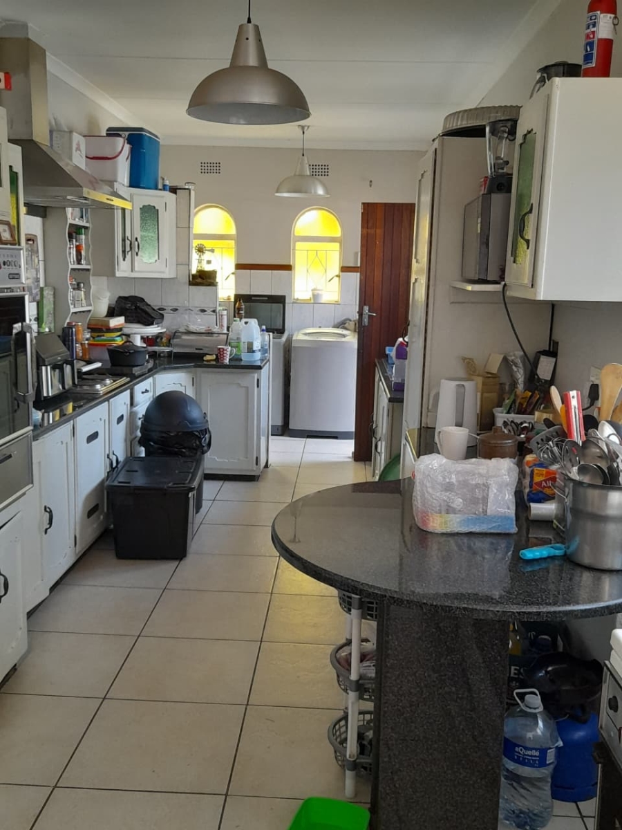 4 Bedroom Property for Sale in Krugersrus Gauteng