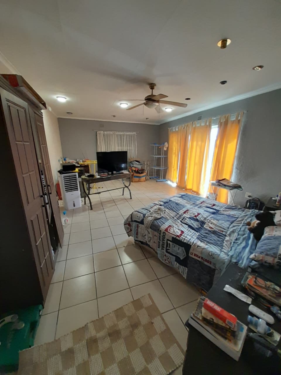 4 Bedroom Property for Sale in Krugersrus Gauteng
