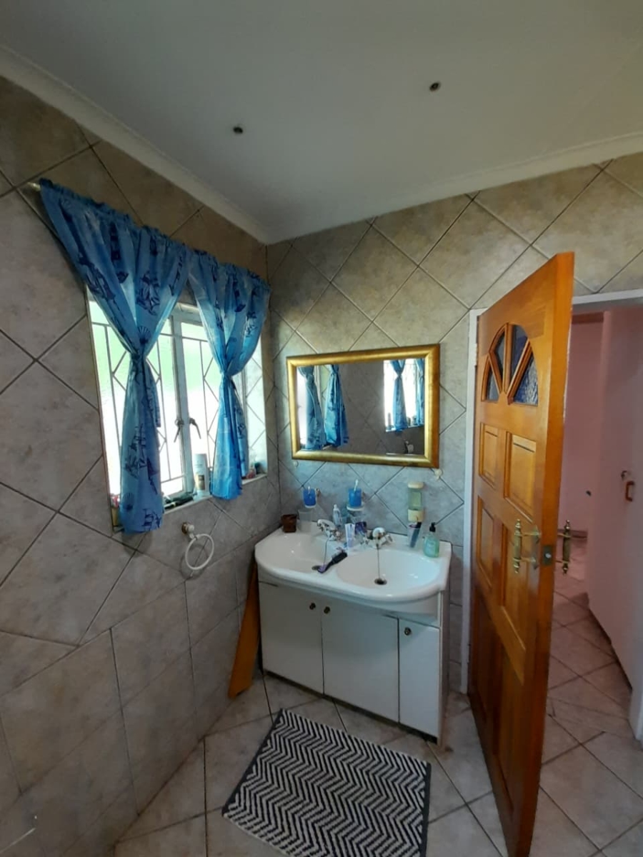 4 Bedroom Property for Sale in Krugersrus Gauteng