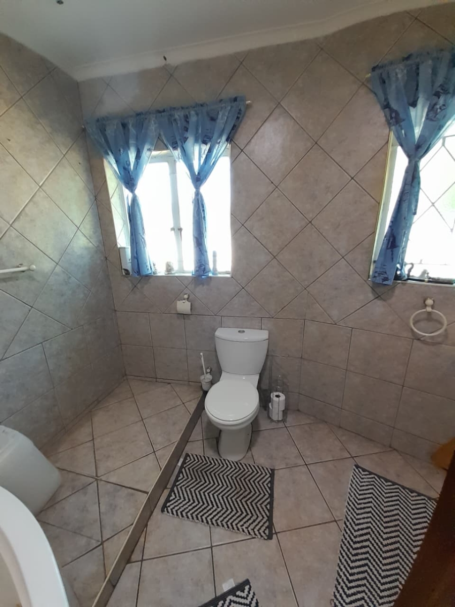 4 Bedroom Property for Sale in Krugersrus Gauteng