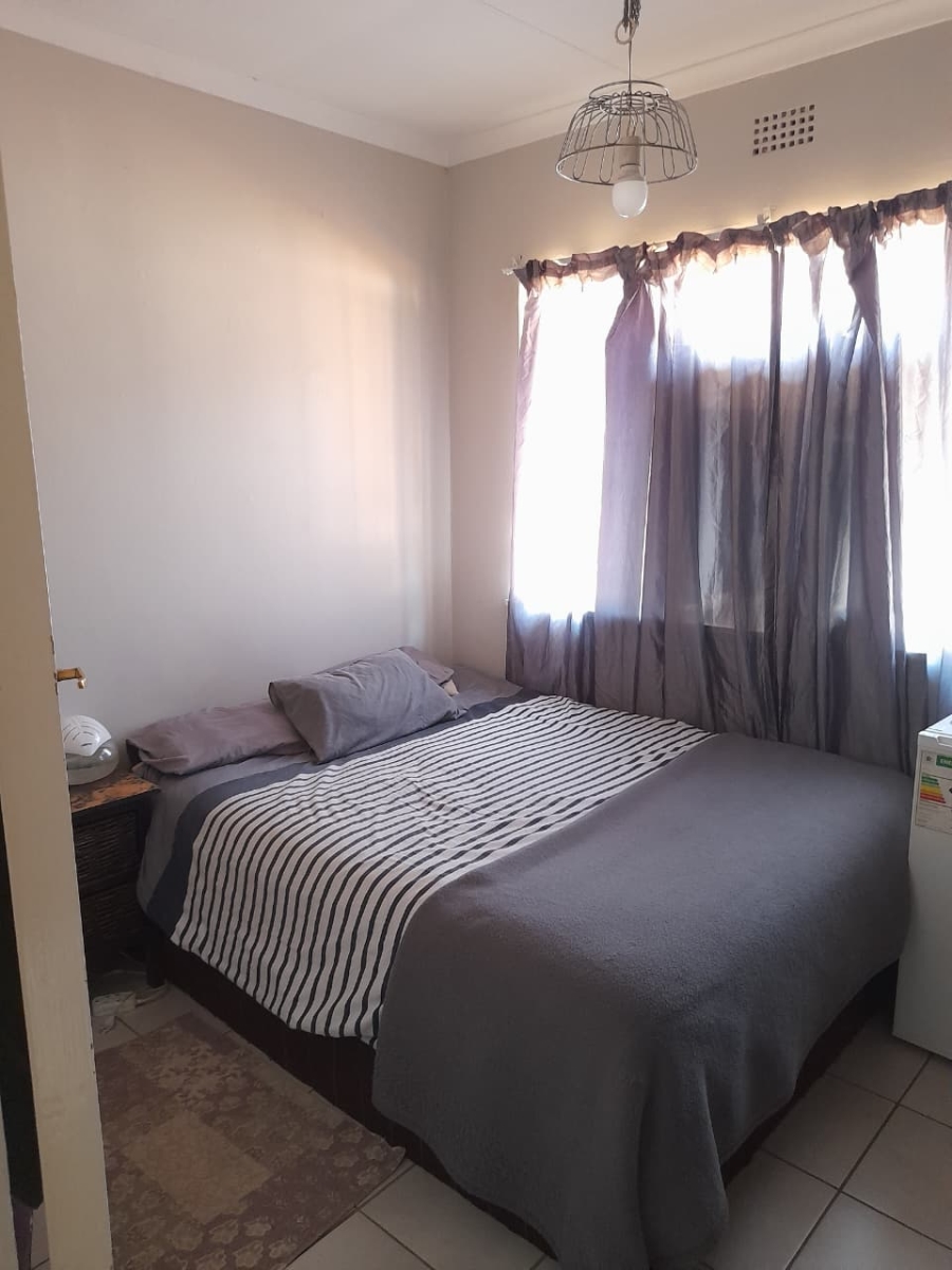 4 Bedroom Property for Sale in Krugersrus Gauteng