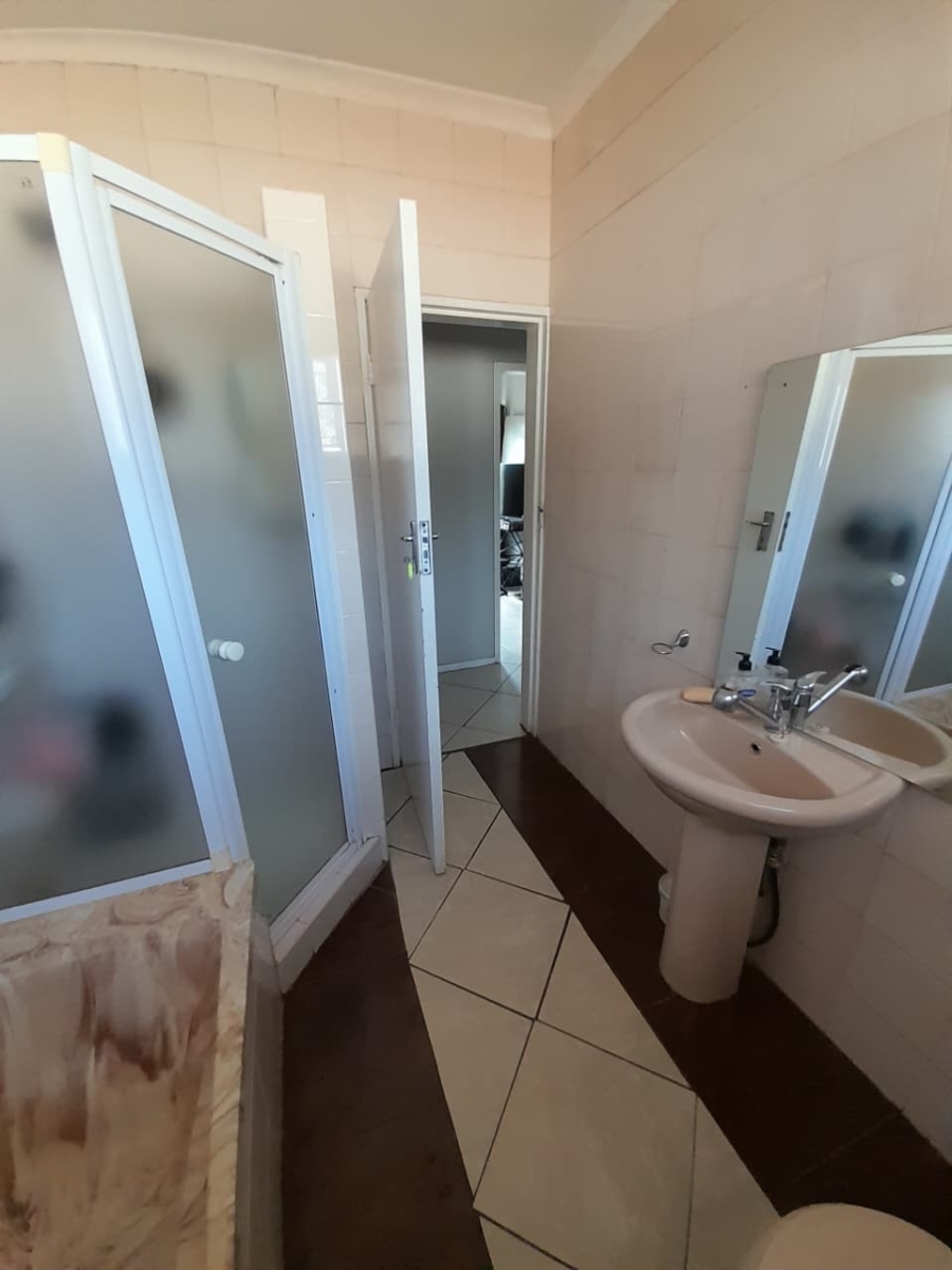 4 Bedroom Property for Sale in Krugersrus Gauteng
