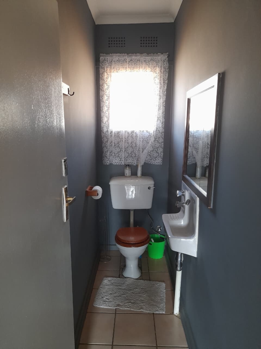 4 Bedroom Property for Sale in Krugersrus Gauteng