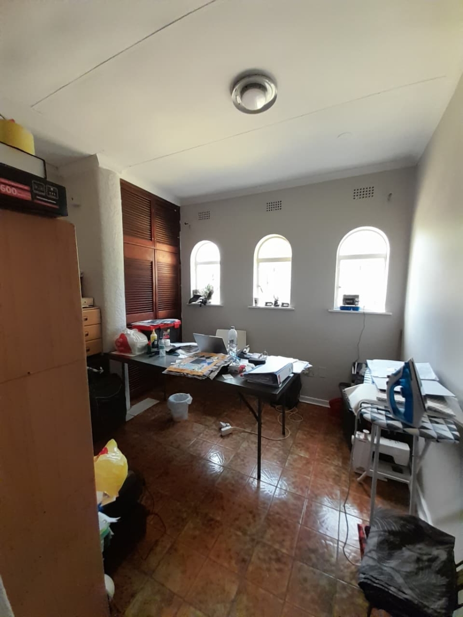 4 Bedroom Property for Sale in Krugersrus Gauteng