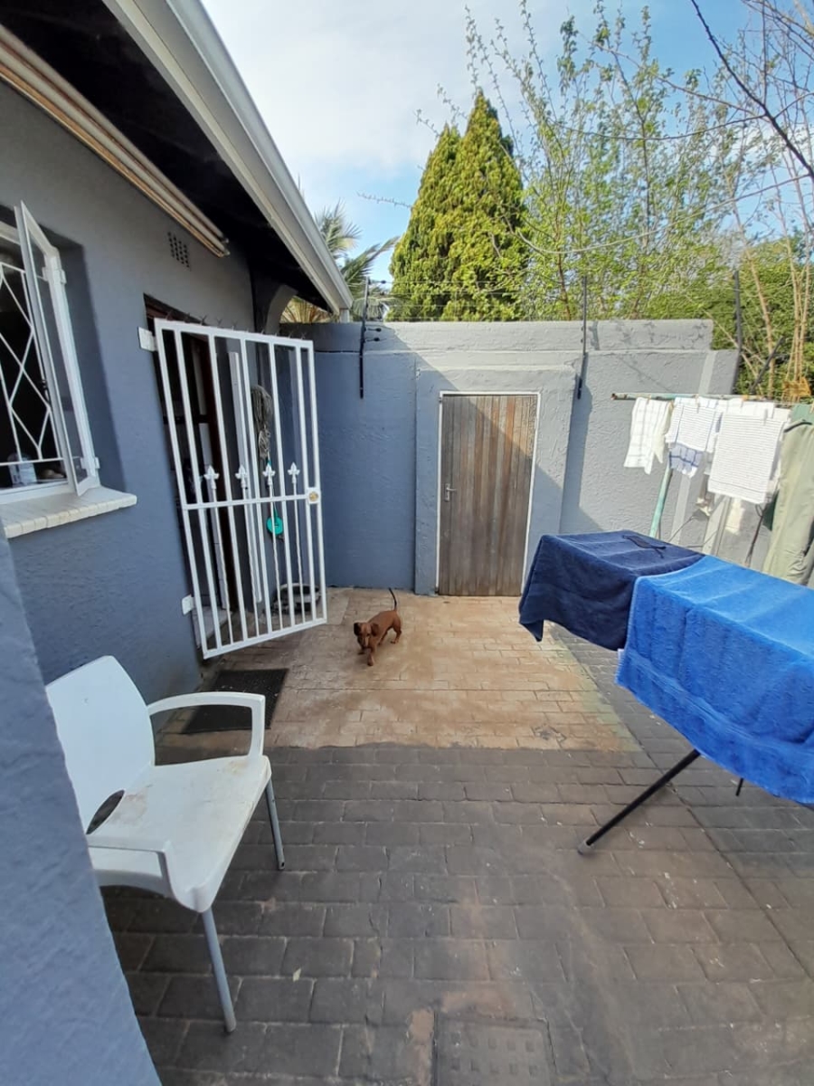 4 Bedroom Property for Sale in Krugersrus Gauteng