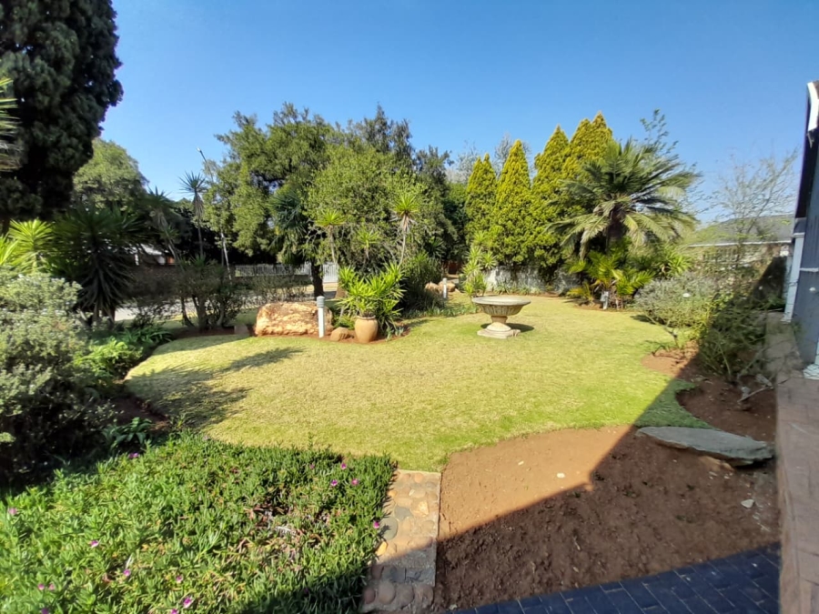 4 Bedroom Property for Sale in Krugersrus Gauteng