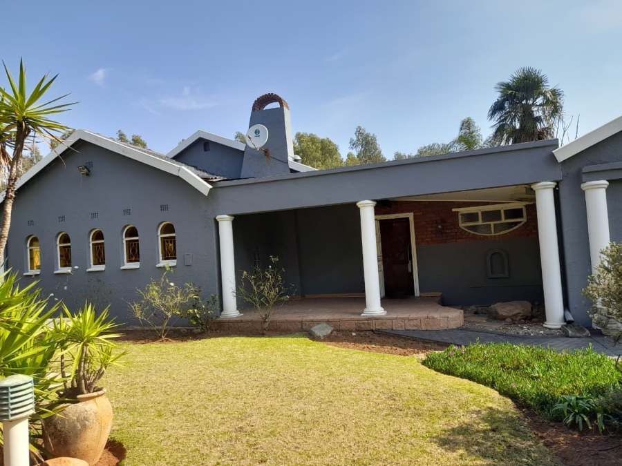 4 Bedroom Property for Sale in Krugersrus Gauteng