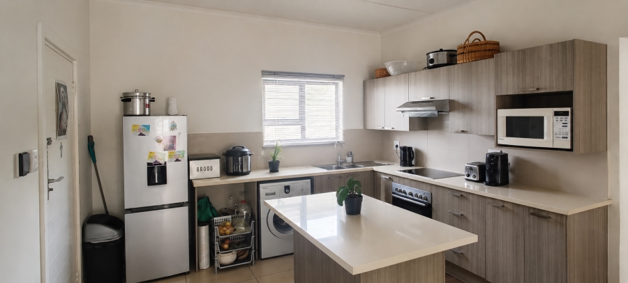 2 Bedroom Property for Sale in Lilianton Gauteng