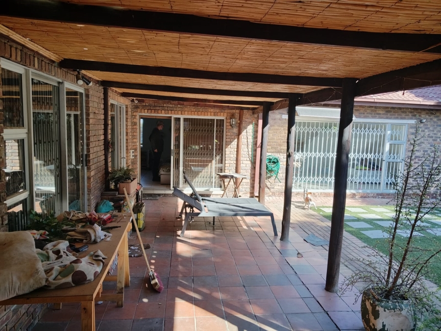 4 Bedroom Property for Sale in Croydon Gauteng