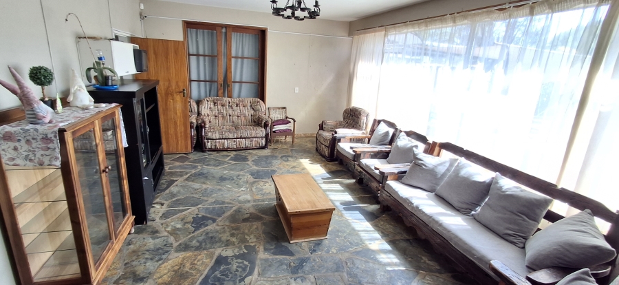 5 Bedroom Property for Sale in Pretoria Gardens Gauteng