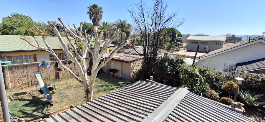 5 Bedroom Property for Sale in Pretoria Gardens Gauteng