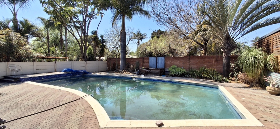 5 Bedroom Property for Sale in Pretoria Gardens Gauteng