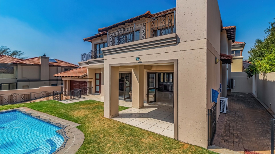 3 Bedroom Property for Sale in Greenstone Hill Gauteng