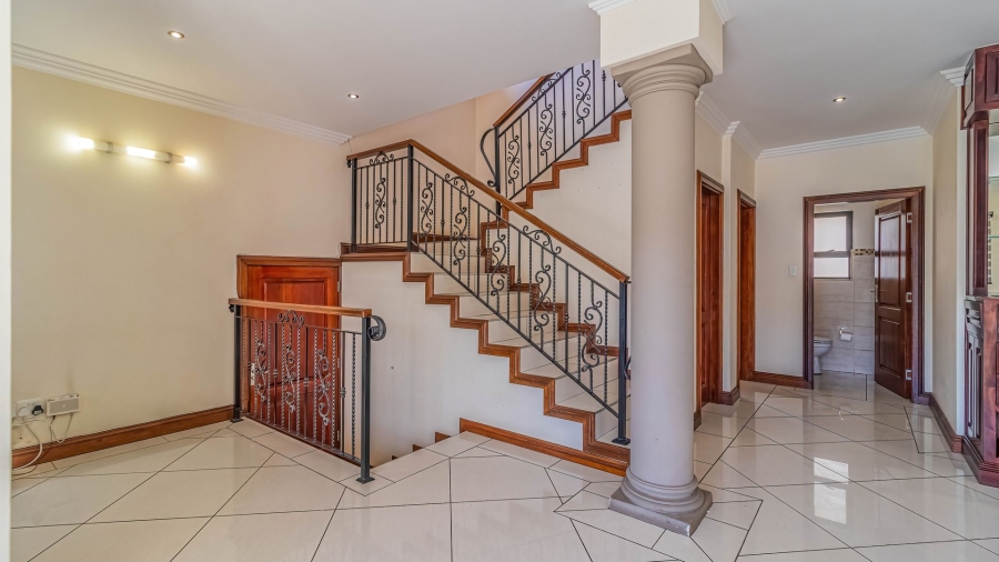 3 Bedroom Property for Sale in Greenstone Hill Gauteng