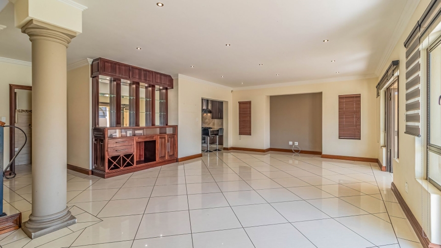 3 Bedroom Property for Sale in Greenstone Hill Gauteng