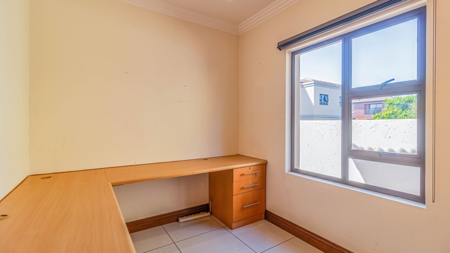 3 Bedroom Property for Sale in Greenstone Hill Gauteng