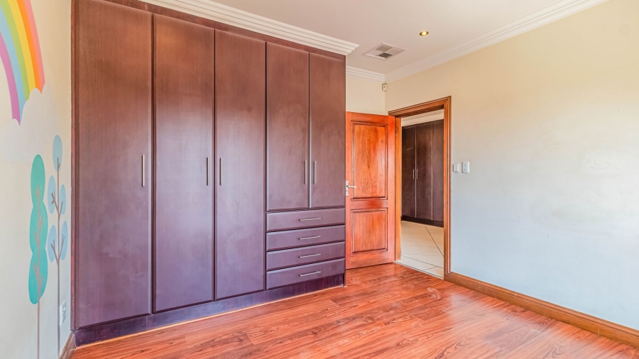 3 Bedroom Property for Sale in Greenstone Hill Gauteng