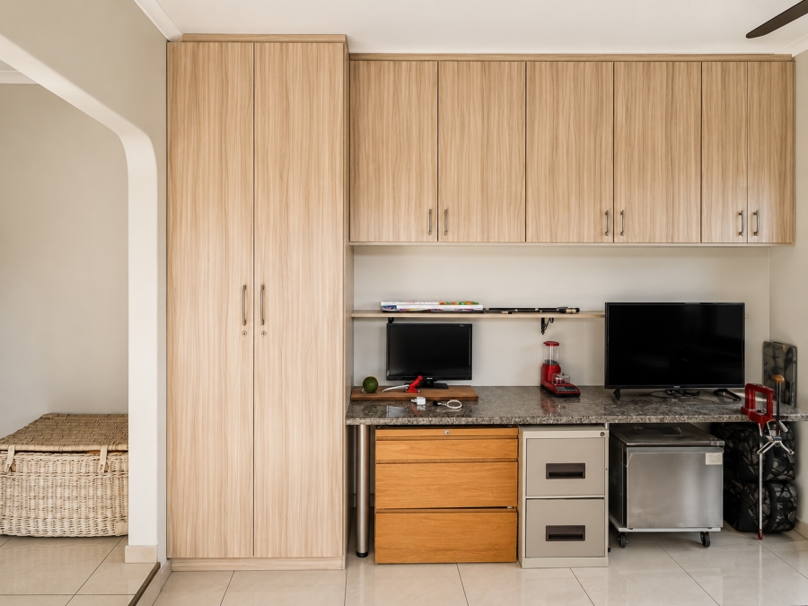 3 Bedroom Property for Sale in Beyers Park Gauteng