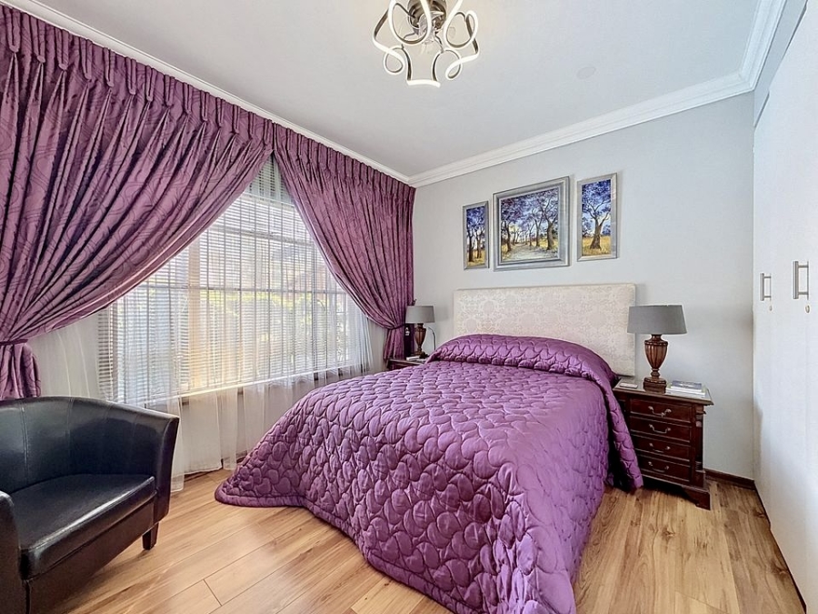 3 Bedroom Property for Sale in Equestria Gauteng