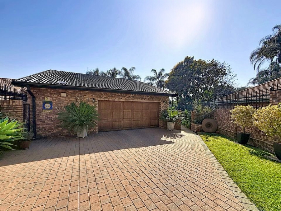3 Bedroom Property for Sale in Equestria Gauteng