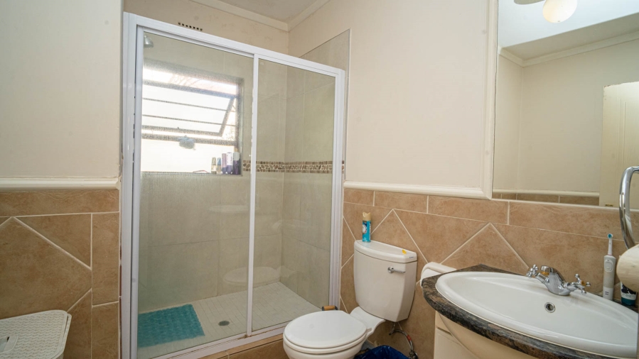 2 Bedroom Property for Sale in Douglasdale Gauteng