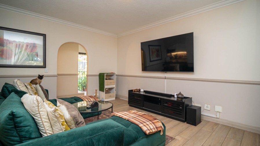2 Bedroom Property for Sale in Douglasdale Gauteng
