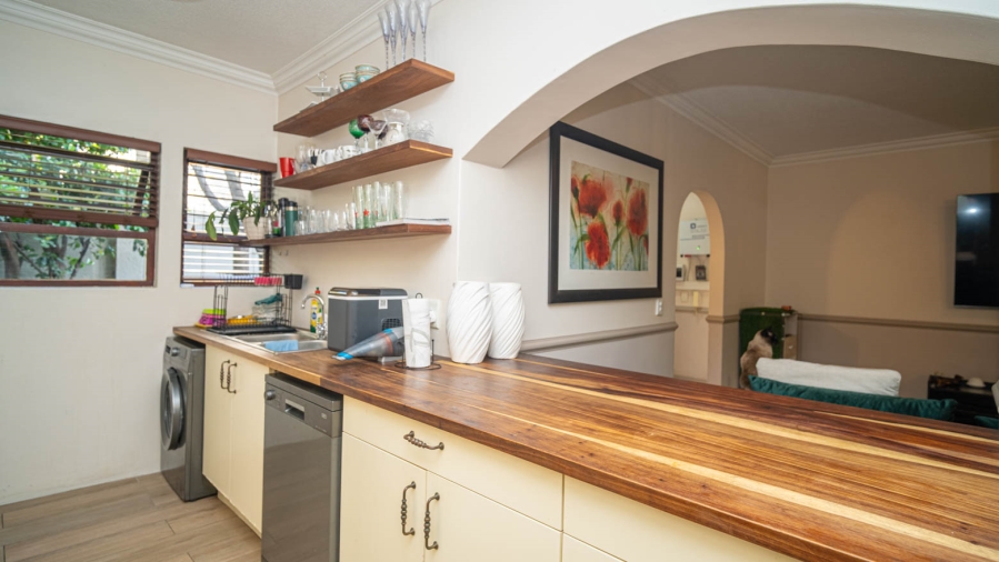 2 Bedroom Property for Sale in Douglasdale Gauteng
